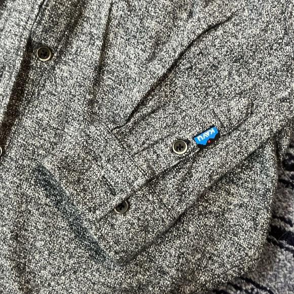 Kavu Women’s Tweed Button Down Size Small - Picture 2 of 5